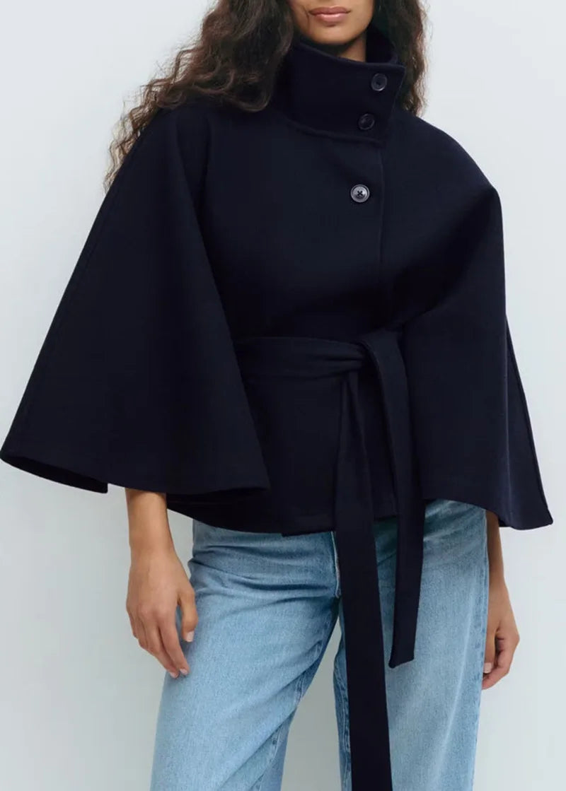 Abrigo Amirah con Cuello Alto