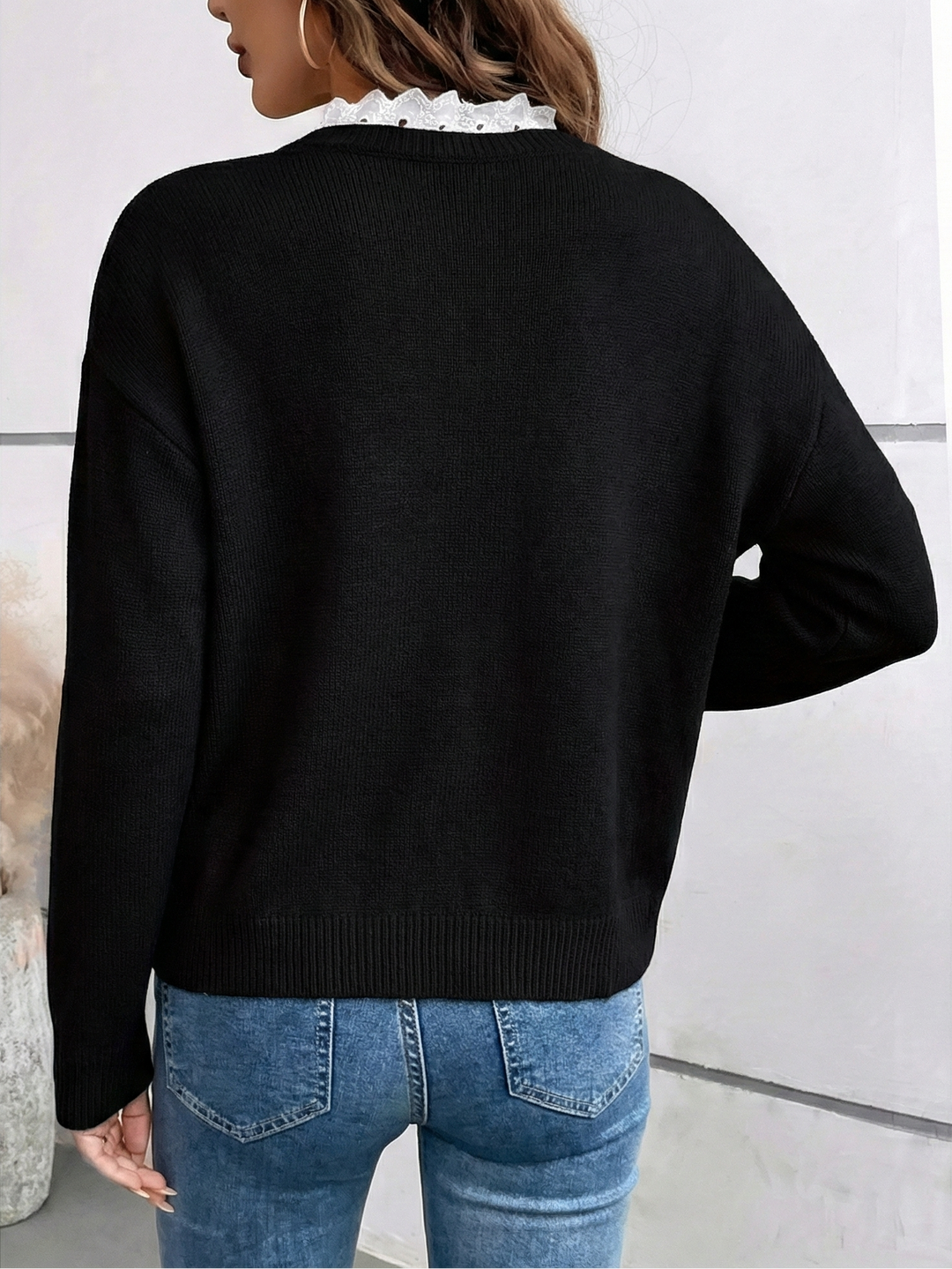 Céline | Suéter Chic con Cuello de Encaje, Toque Cachemira